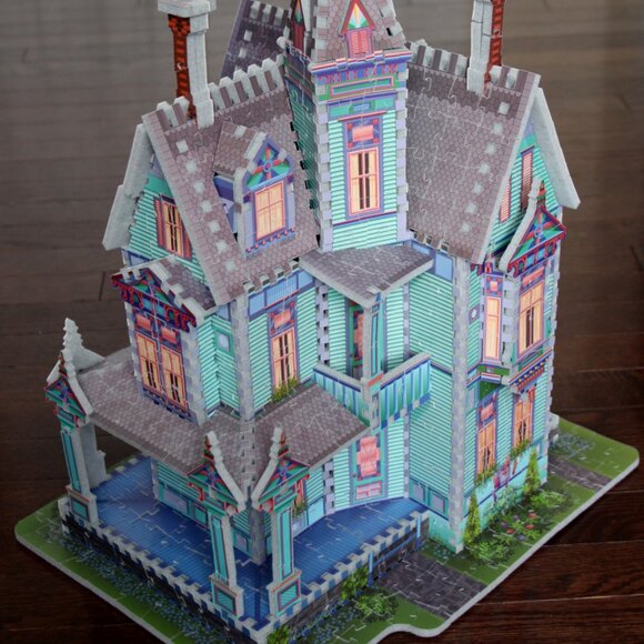 Victorian Mansion 3D puzzle, Wrebbit, 700 pieces - Picture 3 of 7